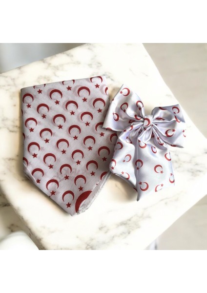 Beyaz Renk Ay Yıldız Desenli Bandana ve Fiyonk Toka Seti 23 NISAN,29EKIM fiyatları