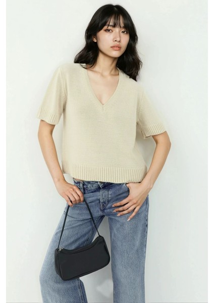 Kadın Kısa Kollu V-Yaka Örgü Kazak Natural