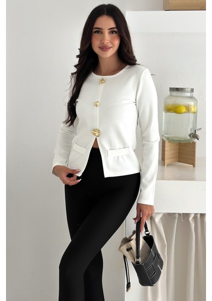 Kadın Düğme Detaylı Cepli Bluz – Karakterli & Modern Stil fiyatları