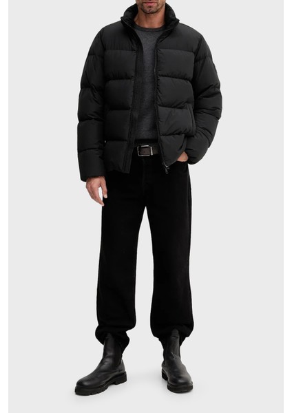 Kapitoneli Regular Fit Dik Yaka Şişme Mont Erkek Mont MW0MW40615 Bds fiyatları