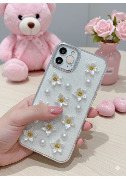 Iphone 11 Uyumlu 3D Kabartmalı Amazon Zambağı ve Inci Süslemeli Kılıf