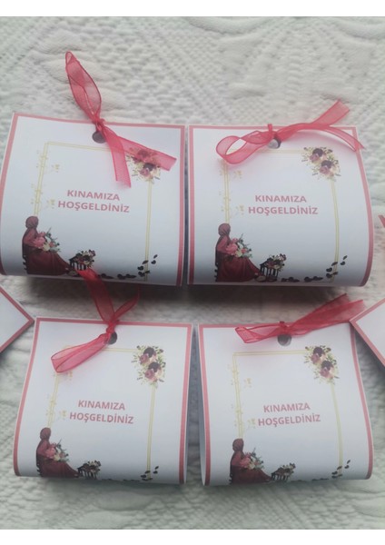 100 Adet Özel Tasarım Hazır Paketlenmiş Kınamıza Hoşgeldiniz Yazılı Hediyelik Dağıtmalık Kına