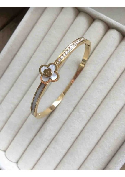 Gold Sedefli Yoncalı Çelik Kelepçe Bileklik