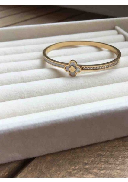 Gold Sedefli Yoncalı Çelik Kelepçe Bileklik fırsatları