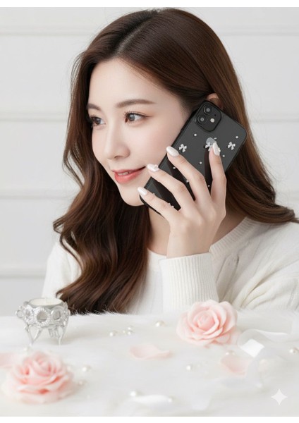 Iphone 11 Uyumlu 3D Kabartmalı Fiyonk ve Taş Desenli Şık Telefon Kılıfı fırsatları