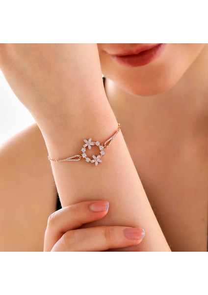 925 Ayar Gümüş Rose Beyaz Çiçek Kadın Bileklik T7993 (599599)