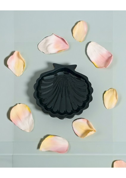 Istiridye Kabuğu Formlu Tabak-Siyah modelleri