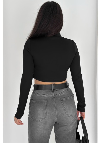 Kadın Fermuarlı Crop Ceket – Dinamik & Modern Stil