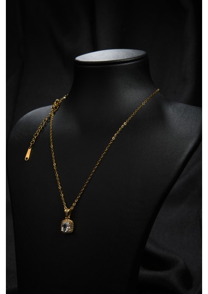 Etrafı Zirkon Ortası Baget Taşlı Kadın Çelik Kolye fiyatları