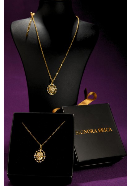 Pusula Görünümlü Zirkon Taşlı Çoklu Kutup Yıldızlı Model Kadın Çelik Kolye