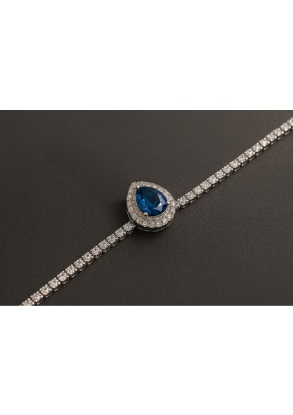 Kadın Safir Taşlı Zirkon Süslemeli Damla Model 316 L Çelik Bileklik modelleri