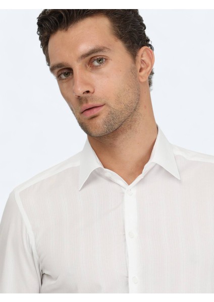 Beyaz Slim Fit Dokuma Klasik %100 Pamuk Gömlek