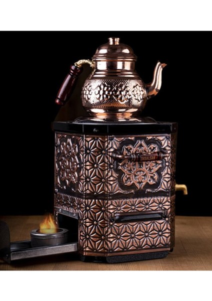 Nostaljik Jelli Çay Semaveri, Bakır Demlik ile Şık ve Geleneksel Tasarım