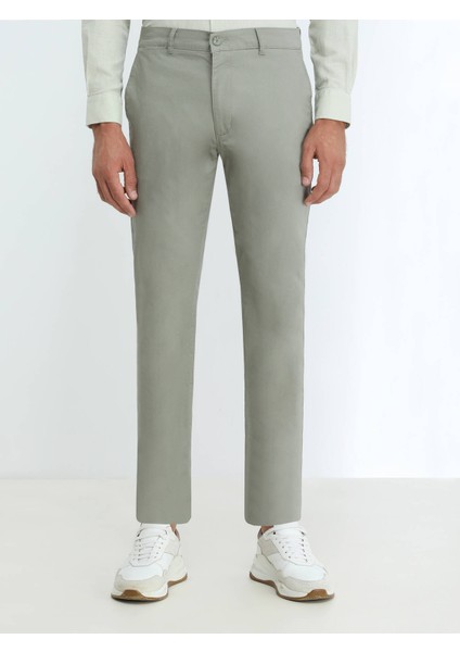 Açık Haki Düz Dokuma Slim Fit Casual Pamuk Karışımlı Pantolon indirimleri