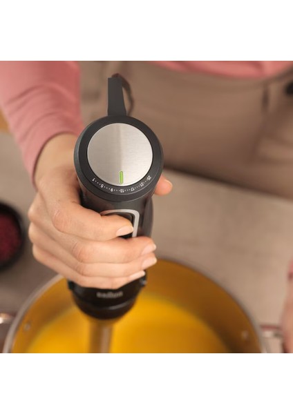 Siyah Multiquick 5 Pro El Blenderi, Yüksek Performans ve Şıklık Sunar. fırsatları