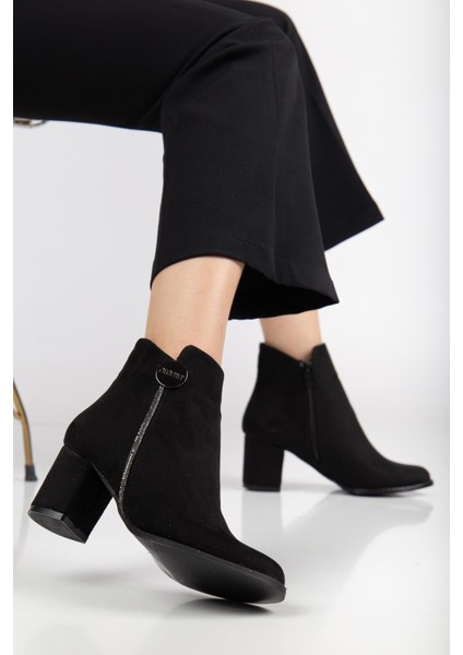 Siyah Kadın Topuklu Bot Süet Taş Detaylı Yuvarlak Burun fiyatları