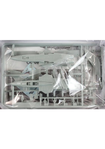12607 1/144 Ölçek, Panavia Tornado Savaş Uçağı, Plastik Model Kiti fiyatları