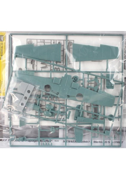 12225 1/48 Ölçek, Messerschmitt Bf 109T-2 Savaş Uçağı, Plastik Model Kiti modelleri