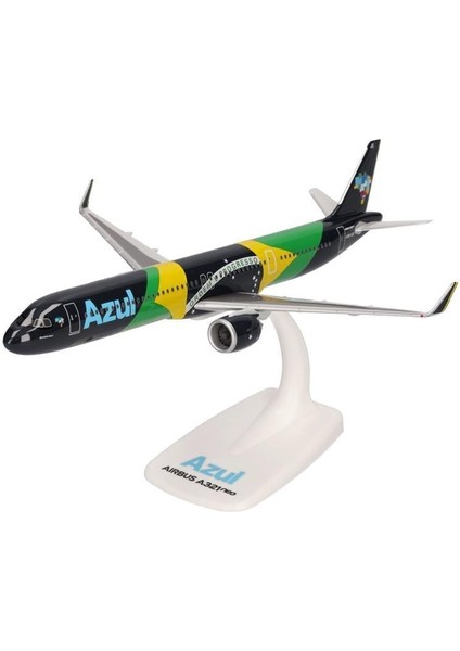 613682 1/200 Ölçek, Azul Brazilian Airlines, Airbus A321 Neo, Sergilemeye Hazır Model Yolcu Uçağı