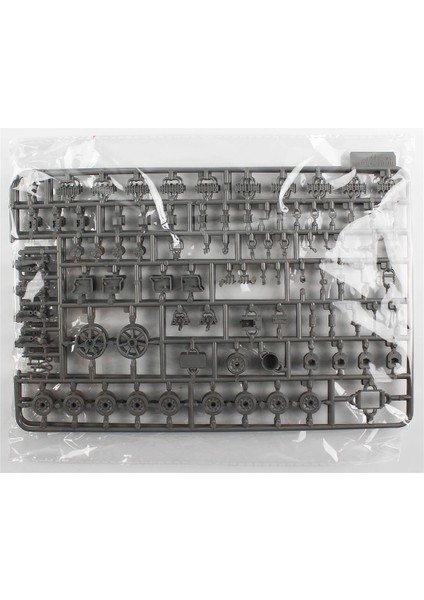 Border BT-024 1/35 Ölçek, SD.KFZ.164 Nashorn, Erken Dönem Tankı, 4 Figürlü, Plastik Model Kiti fırsatları