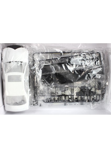 00303 1/24 Ölçek, 18 Crown Police Car Metropolitan Police, Plastik Model Kiti modelleri