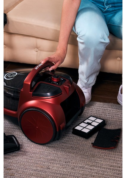 Kırmızı Renkli Toz Torbasız Süpürge ve 2 Aksesuar Seti indirimleri