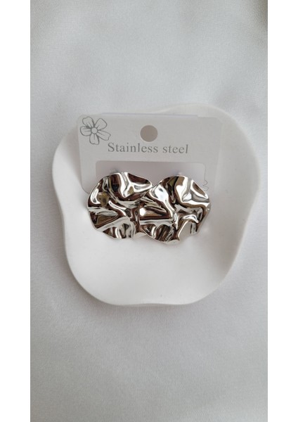 Gümüş Dalgalı Tasarım Yuvarlak Halka Küpe fiyatları