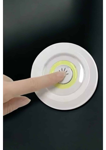 Spot Lamba LED Işık 3'lü Uzaktan Kumandalı Pilli Yapışkanlı Kablosuz indirimleri