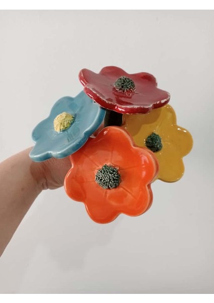 El Yapımı Dekoratif Seramik Çiçek 4 Lü Set Bahçe ve Saksı Dekoru