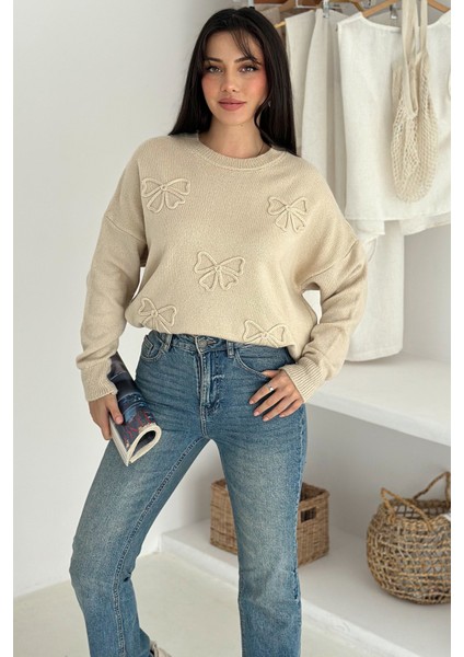 Kadın Kelebek Nakışlı Örgü Kazak – Naif & Dekoratif Stil indirimleri