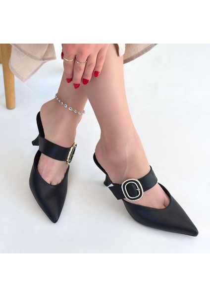Yote Siyah Cilt Topuklu Terlik - Lisinya fırsatları