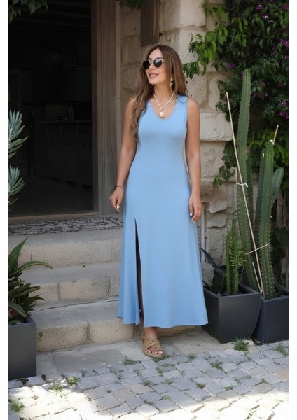 Kadın Askılı V Yakalı Yırtmaçlı Uzun Viskon Elbise fırsatları