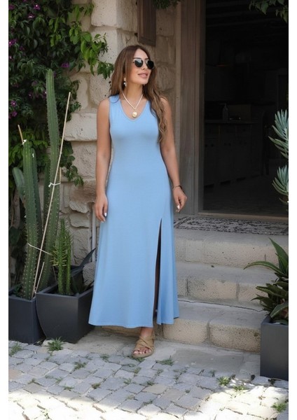 Kadın Askılı V Yakalı Yırtmaçlı Uzun Viskon Elbise