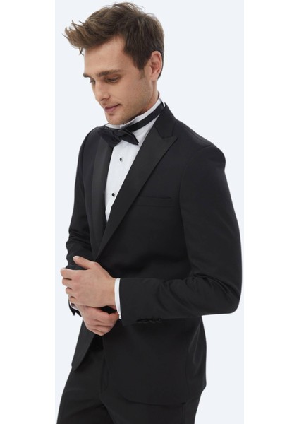 Siyah Düz Slim Fit Çıkarılabilir Kruvaze Yaka Dokuma Smokin Takım Elbise