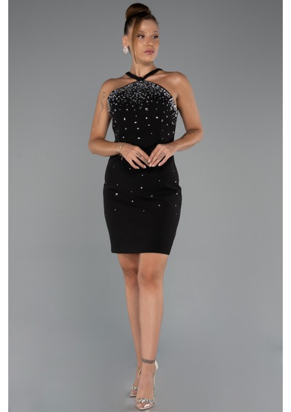 Halter Yaka Kısa Taşlı Davet Elbisesi ABK2444