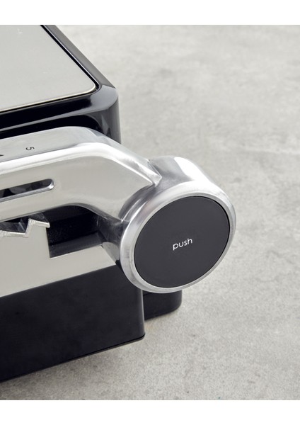 Inox Izgara ve Tost Makinesi, Sağlam ve Şık Tasarım