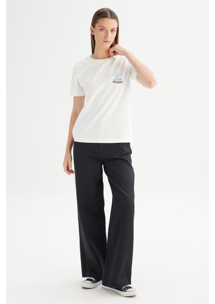 %100 Pamuk Regular Fit Normal Kesim Bisiklet Yaka Baskılı Beyaz Tişört fiyatları