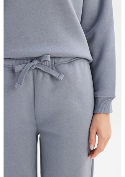 Pamuklu Regular Fit Normal Kesim Cepli Jogger Sweatpant fırsatları