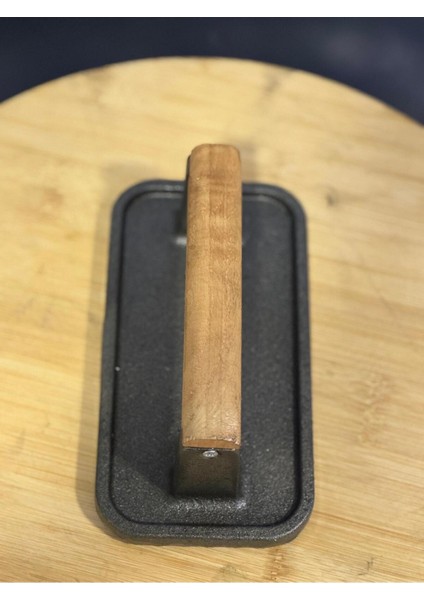 Döküm Tost Ütüsü, Siyah, Yüksek Kalite, Güçlü Isı Dağılımı fırsatları