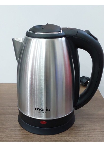 Paslanmaz Çelik Termos, 1.5l, Dayanıklı ve Şık Tasarım