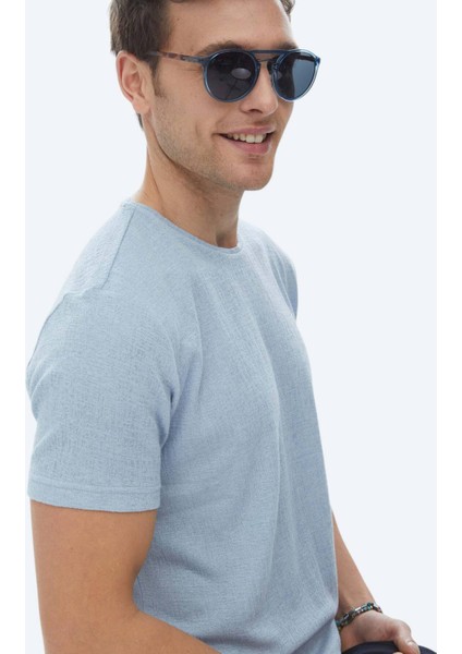 Mavi Jakarlı Bisiklet Yaka Pamuk Karışımlı T-Shirt