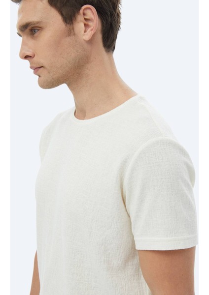 Siyah Jakarlı Bisiklet Yaka Pamuk Karışımlı T-Shirt
