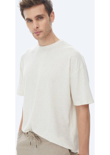 Bej Jakarlı Bisiklet Yaka Keten Karışımlı T-Shirt
