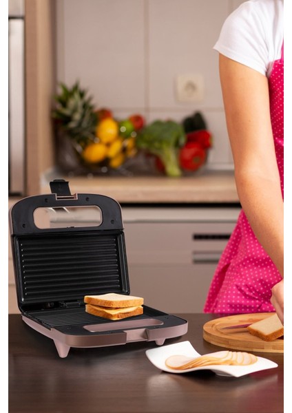 Pembe 750W Isınmaya Dayanıklı Tost ve Izgara Makinesi, Sağlıklı ve Pratik Kullanım modelleri