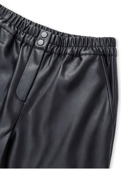 Deri Görünümlü Elastik Bel Pantolon IW6250003218001 indirimleri