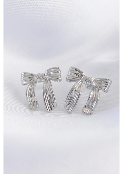 Pirinç Gümüş Renk Çizgi Detay Fiyonk Küpe - TJ-BKP8935