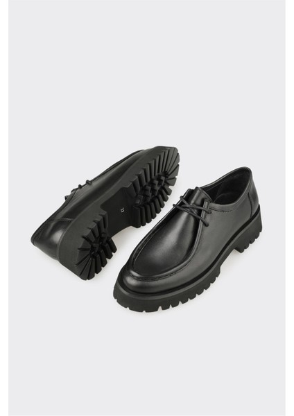 Siyah Deri Kadın Günlük Ayakkabı modelleri