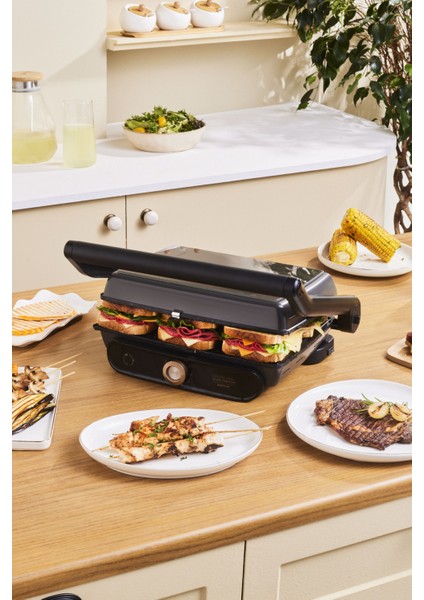 2400W Tost ve Izgara Makinesi, 6 Dilim, Walnut Brown, Şık ve Fonksiyonel Tasarım