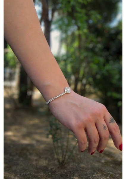 Kar Tanesi Zirkon Taşlı Yuvarlak Sıralı Kadın Çelik Zincir Bileklik
