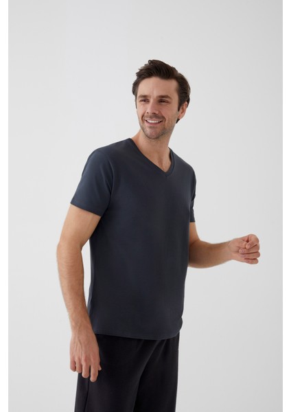 Erkek Pamuklu V Yaka Kısa Kollu Tişört